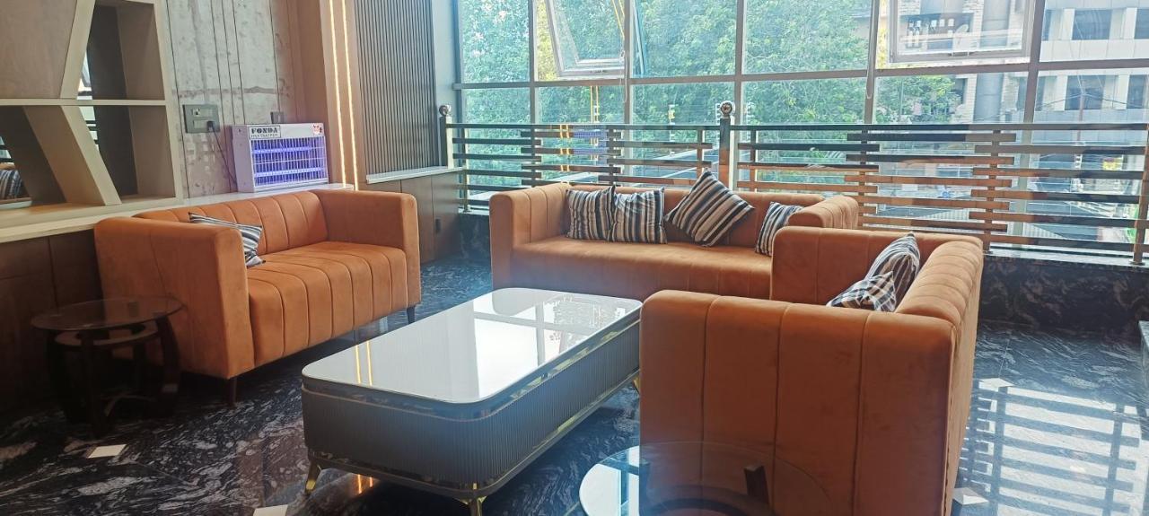 Hotel Sadhana Palace Mathura Eksteriør bilde